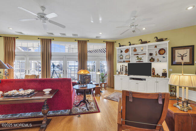 20 River Avenue, Island Heights, New Jersey image 19