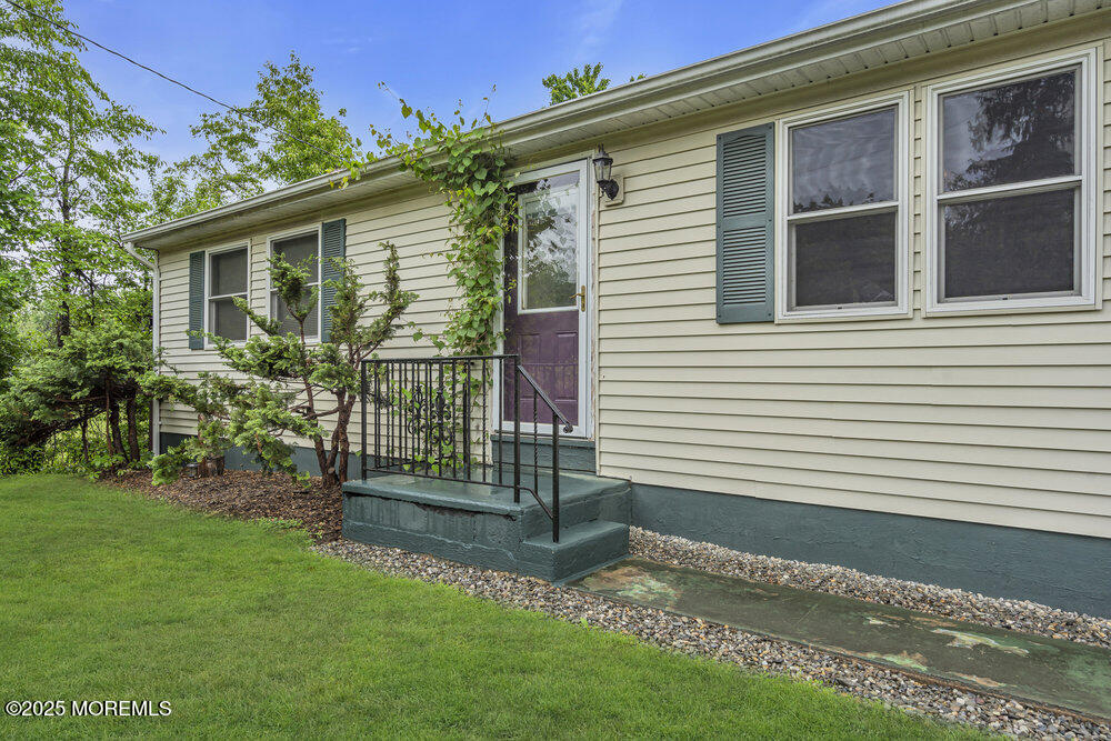 28 Locust Lane, Plumsted, New Jersey image 4