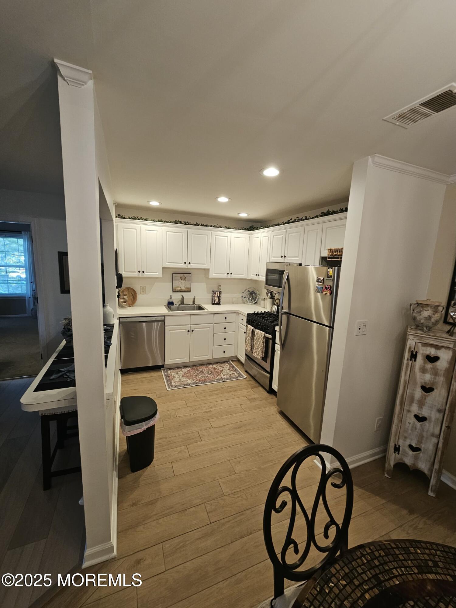 430 Wedgewood Circle, Belford, New Jersey image 10