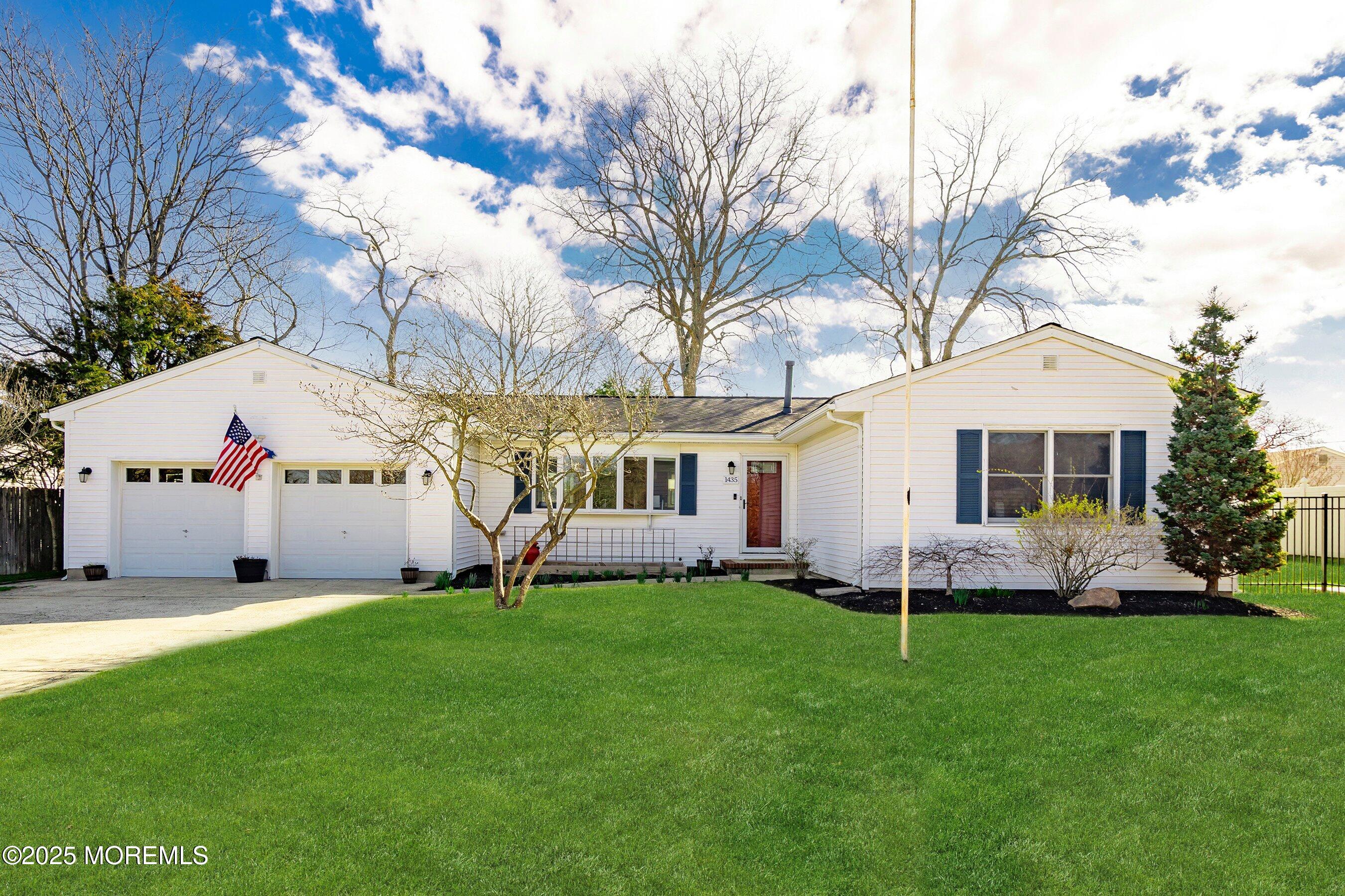 1435 Flintoft Avenue, Brick, New Jersey image 2