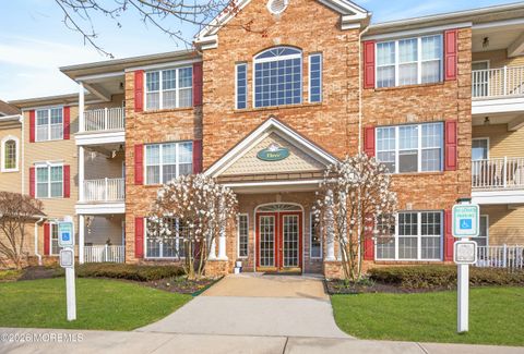 Condo For Sale - 337 Sophee Lane<br/> Ocean County, Lakewood, NJ 08701