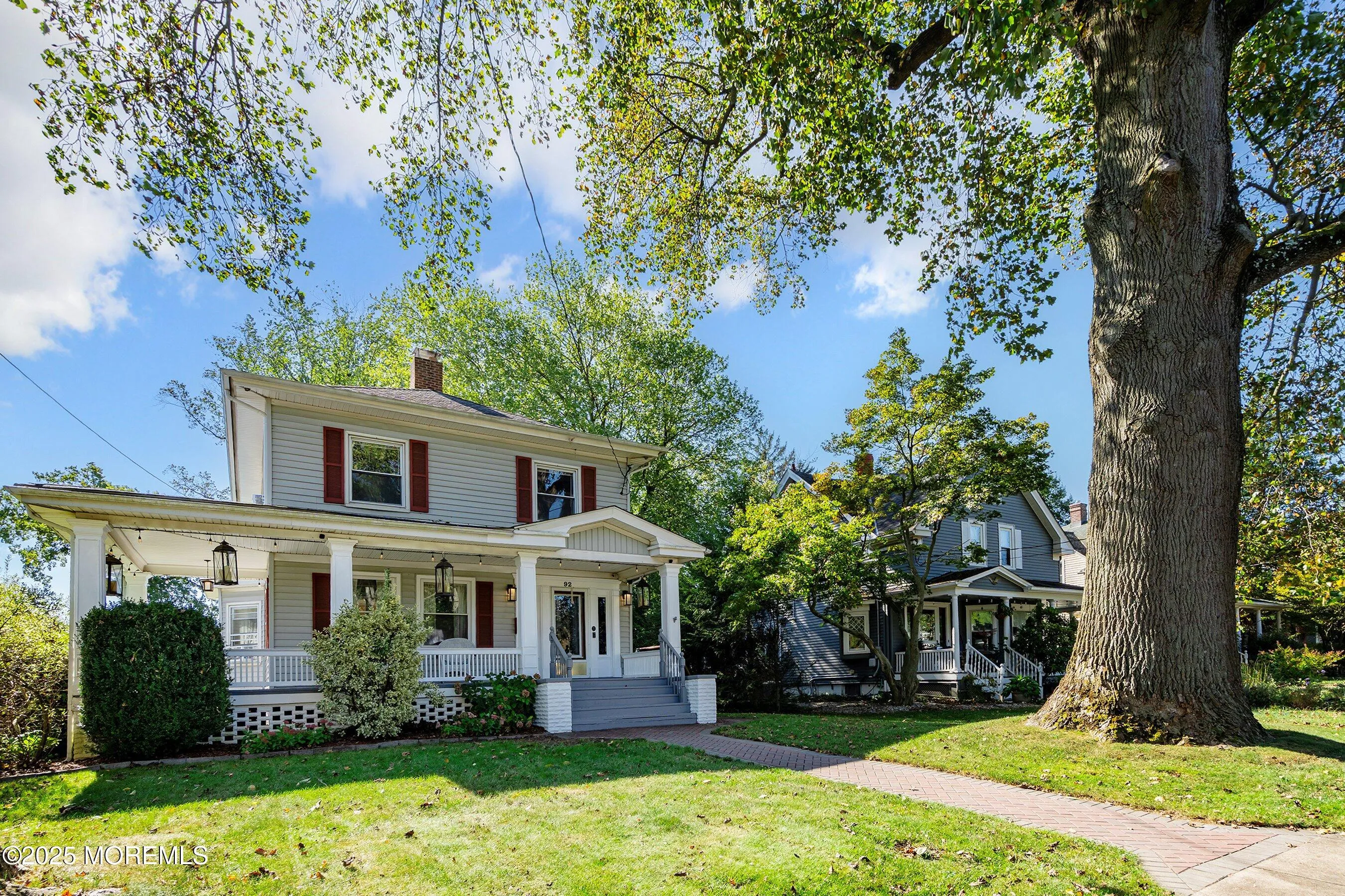 Freehold, New Jersey 07728, United States, 2 Bedrooms Bedrooms, ,1 BathroomBathrooms,Residential,Active,221501