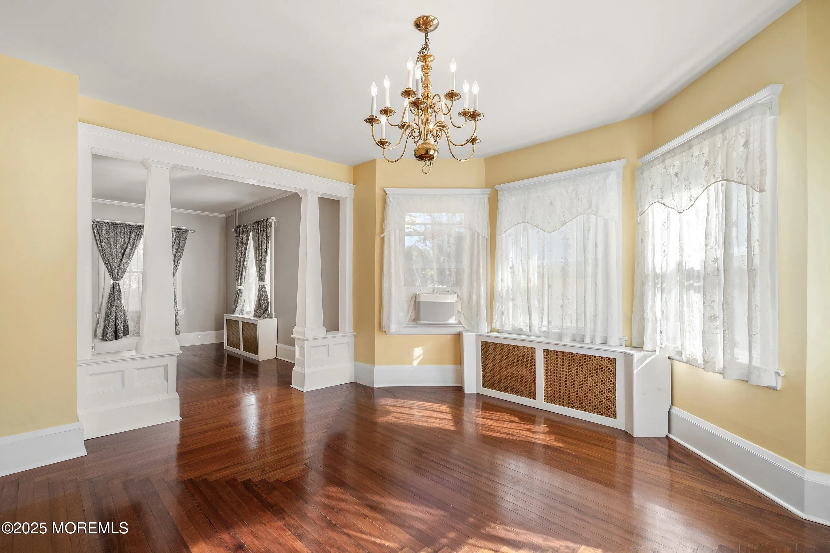 Freehold, New Jersey 07728, United States, 2 Bedrooms Bedrooms, ,1 BathroomBathrooms,Residential,Active,221501