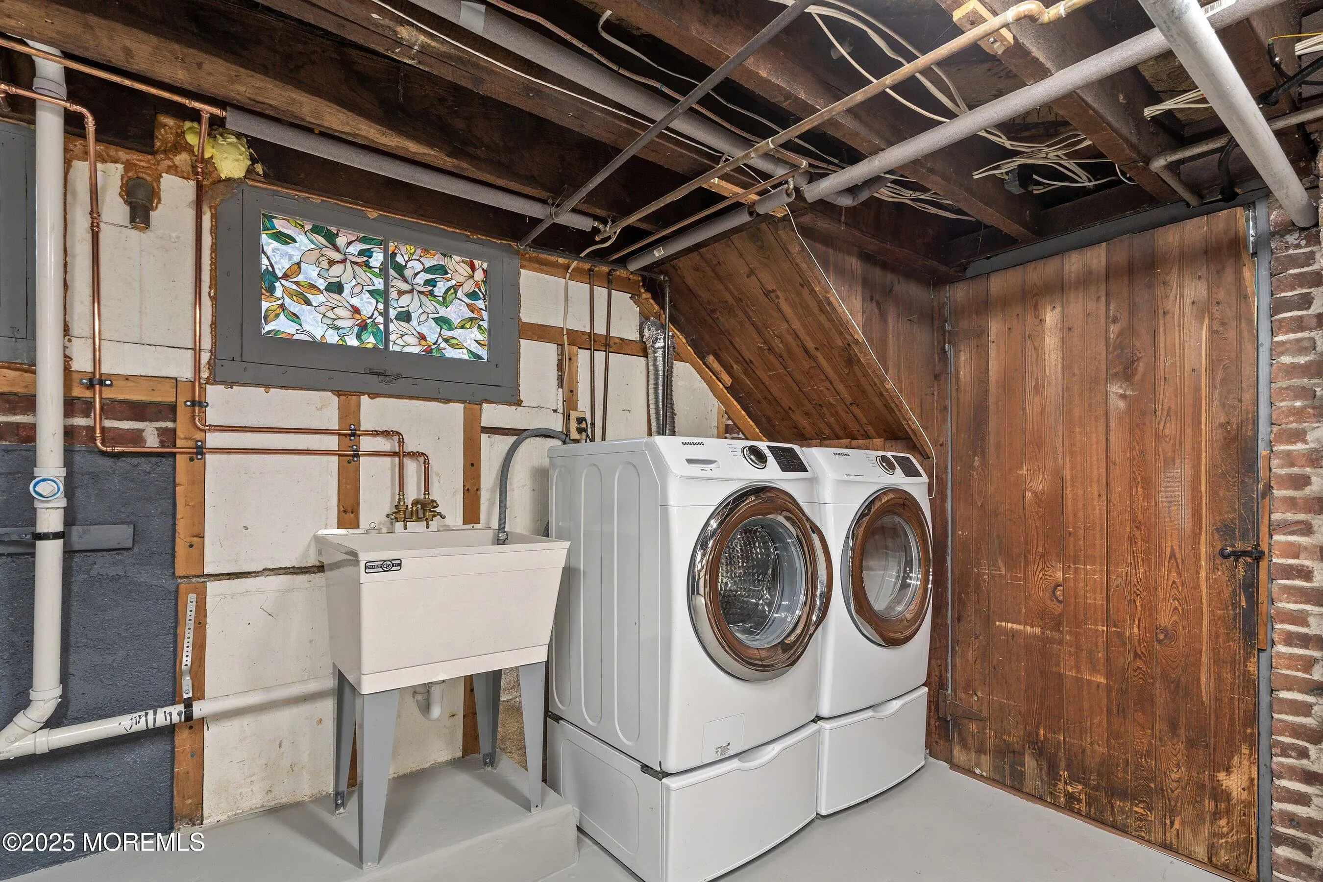 Freehold, New Jersey 07728, United States, 2 Bedrooms Bedrooms, ,1 BathroomBathrooms,Residential,Active,221501