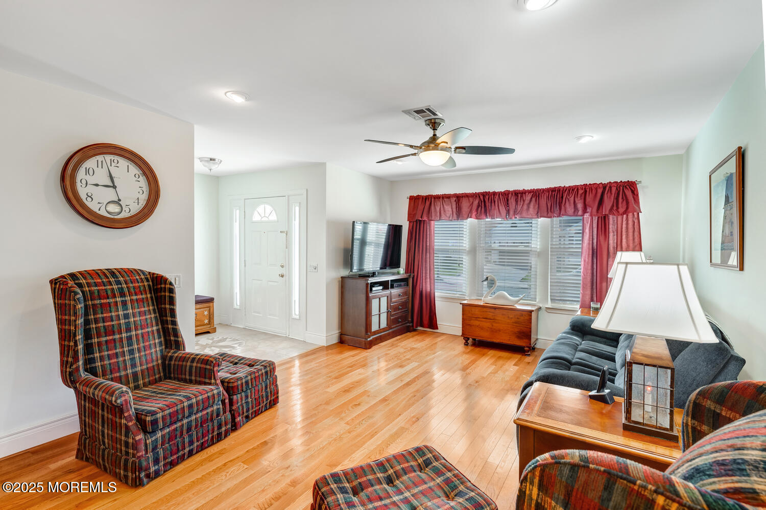 1 Cardigan Drive, Toms River, New Jersey image 8