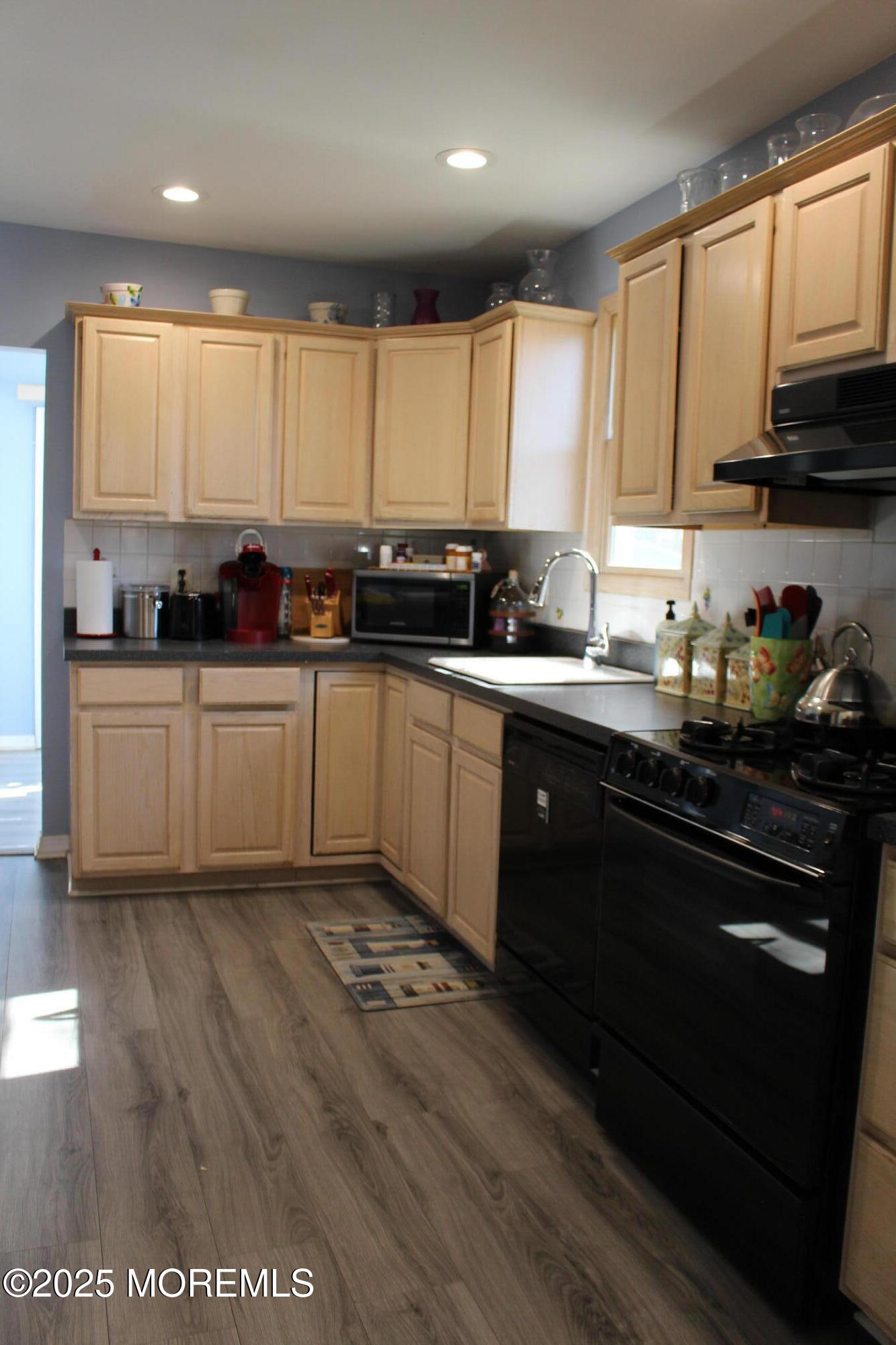 250 Forest Avenue, Middletown, New Jersey image 4