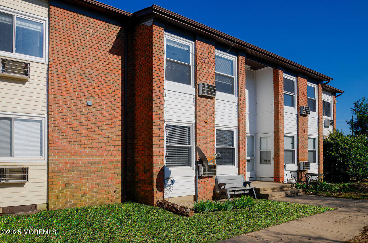 344B Brick Boulevard, Brick, New Jersey image 3