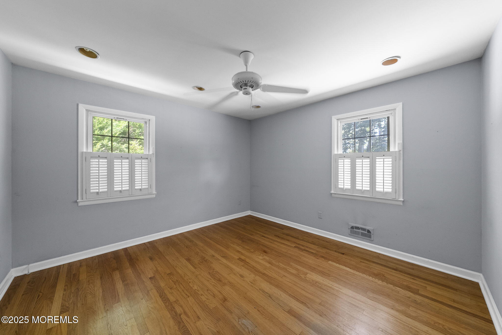 25 Dogwood Lane, Freehold, New Jersey image 23