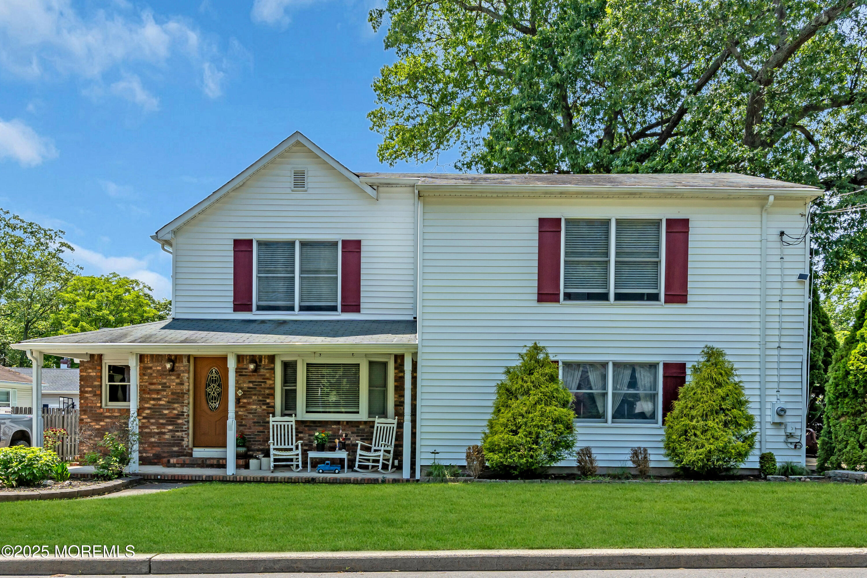 120 Whalepond Road, Oakhurst, New Jersey image 2