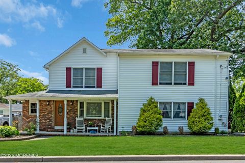 120 Whalepond Road Oakhurst NJ 07755