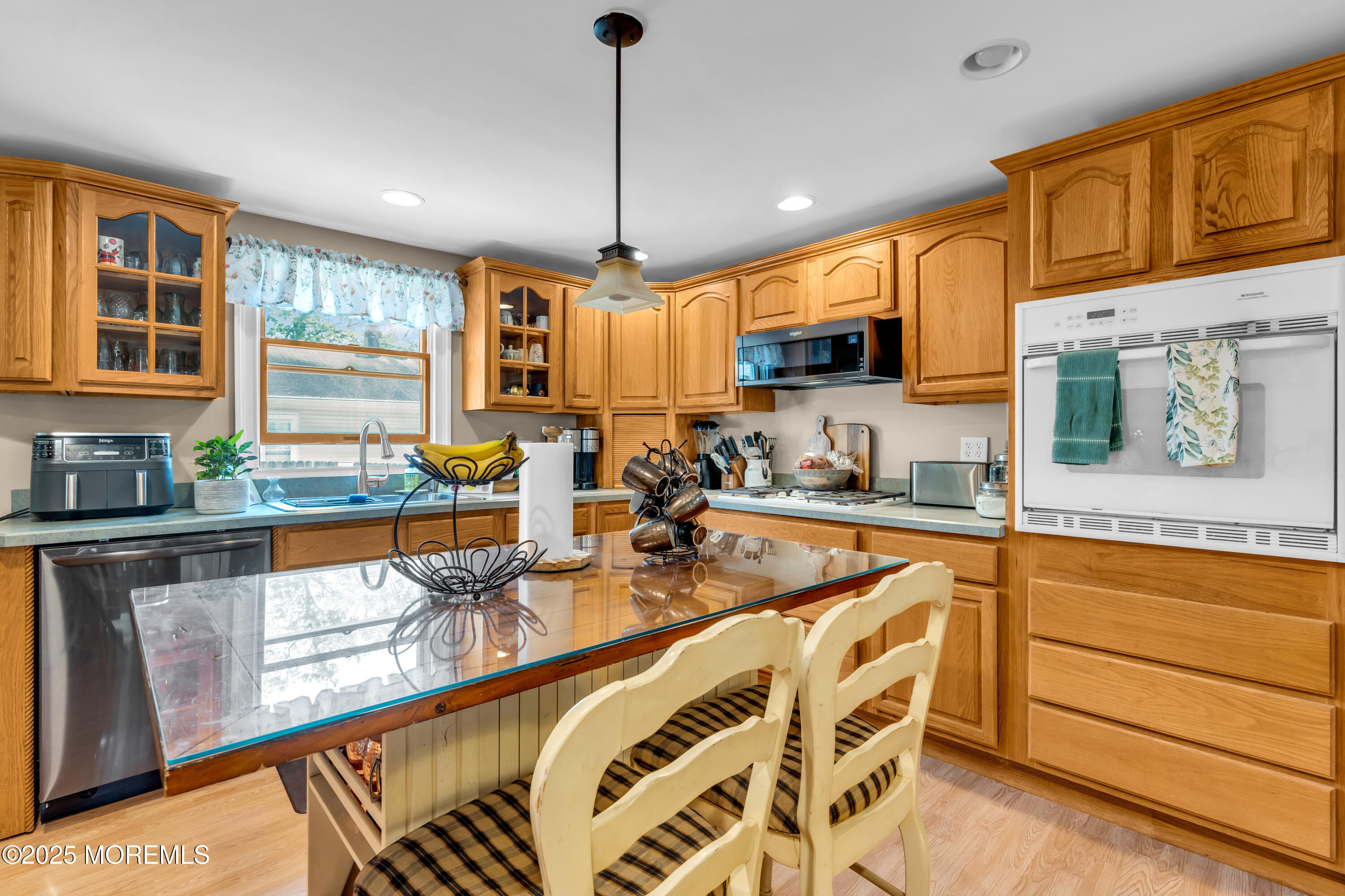 120 Whalepond Road, Oakhurst, New Jersey image 18