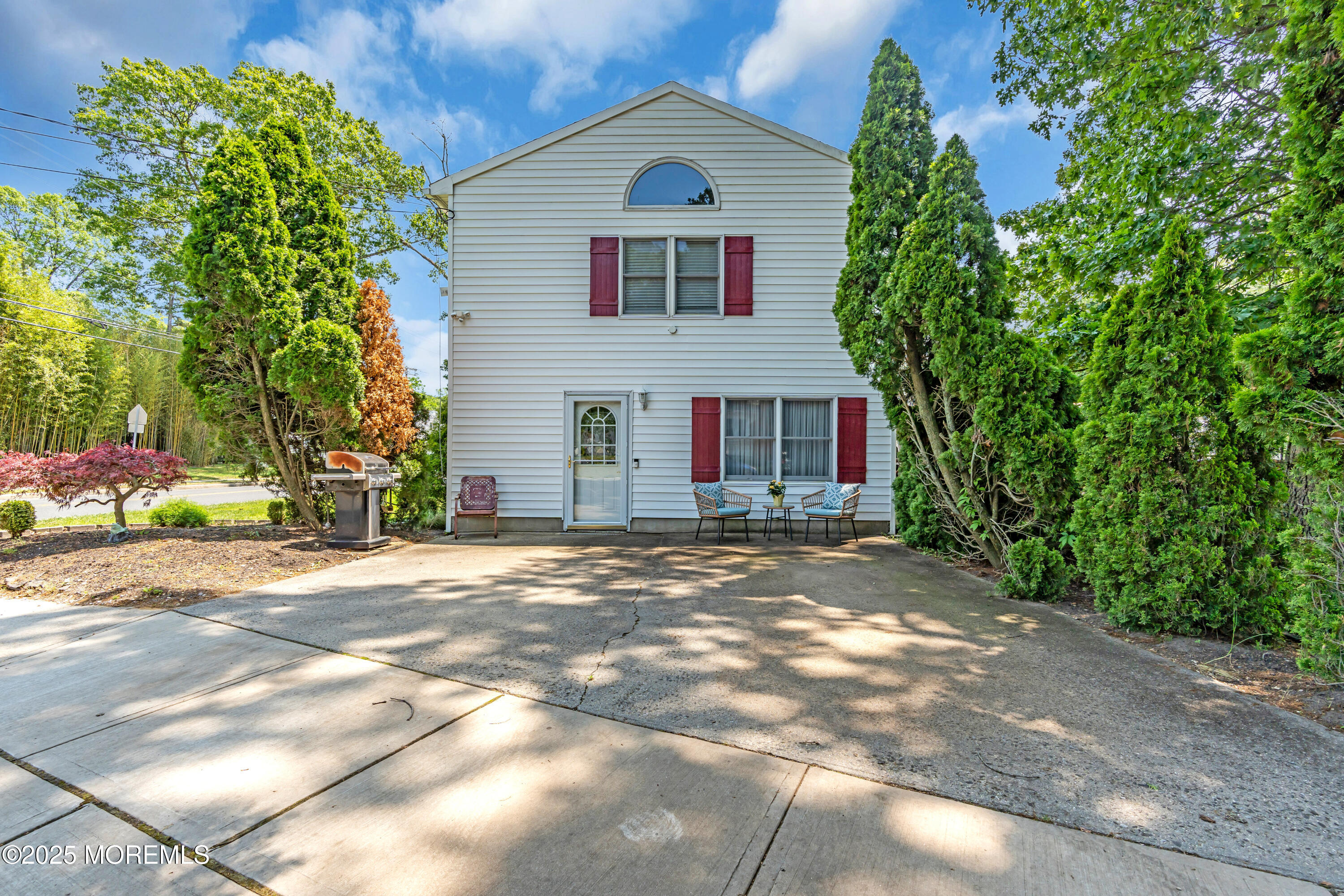120 Whalepond Road, Oakhurst, New Jersey image 9