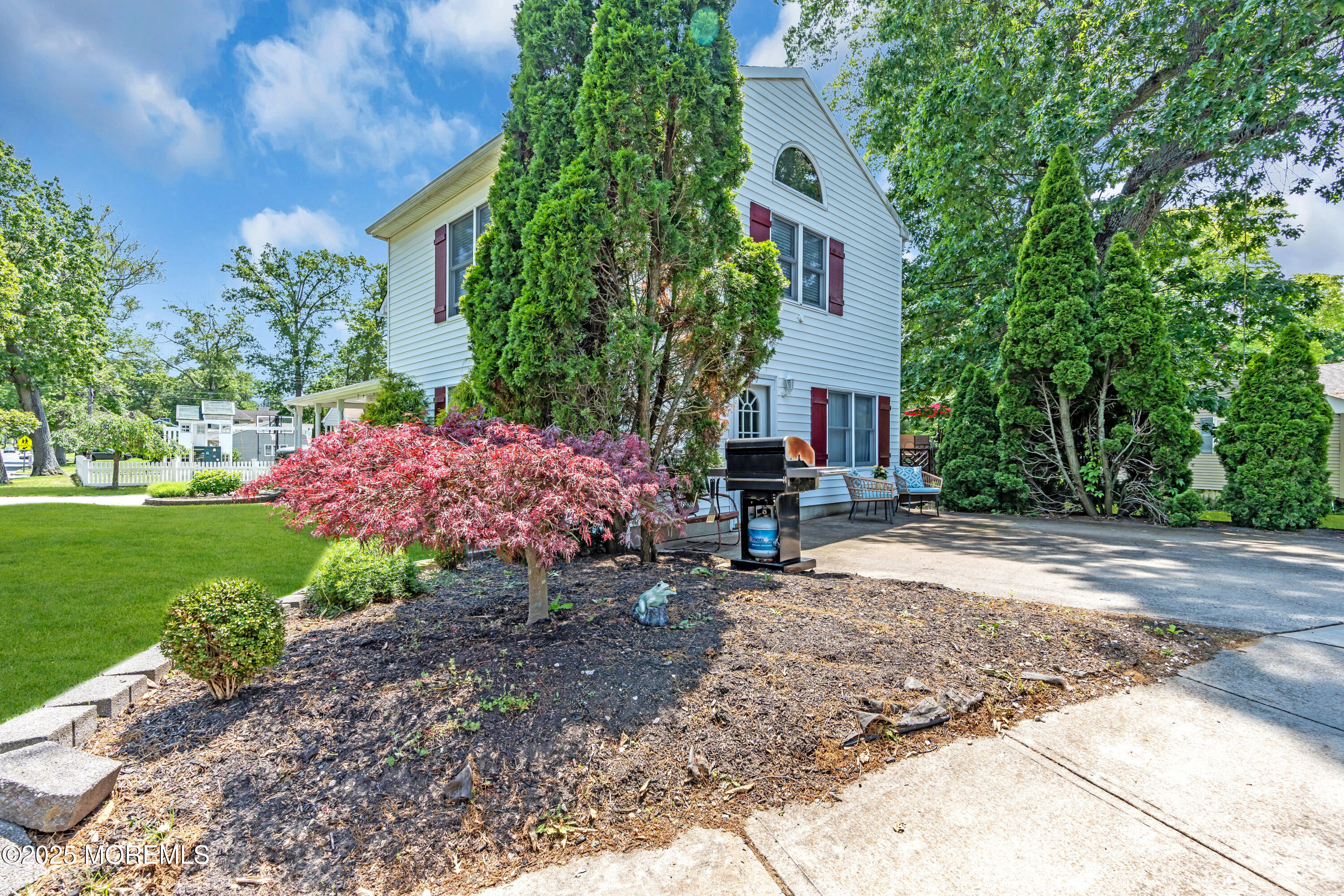 120 Whalepond Road, Oakhurst, New Jersey image 8