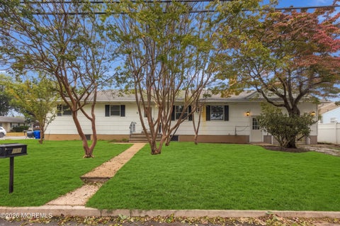Photo for 215 Huxley Drive