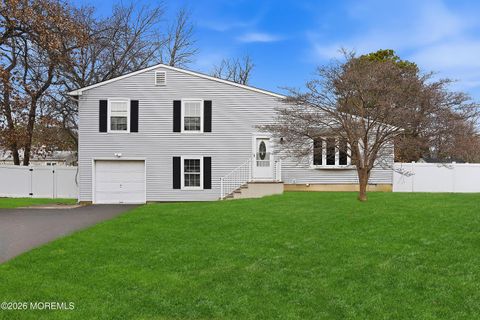 Photo of 725 Birmingham Avenue, Toms River, NJ 08757 (MLS # 22601394)