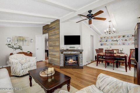 Mobile Home For Sale - 601 Jerome Place<br/> Freehold, NJ 07728