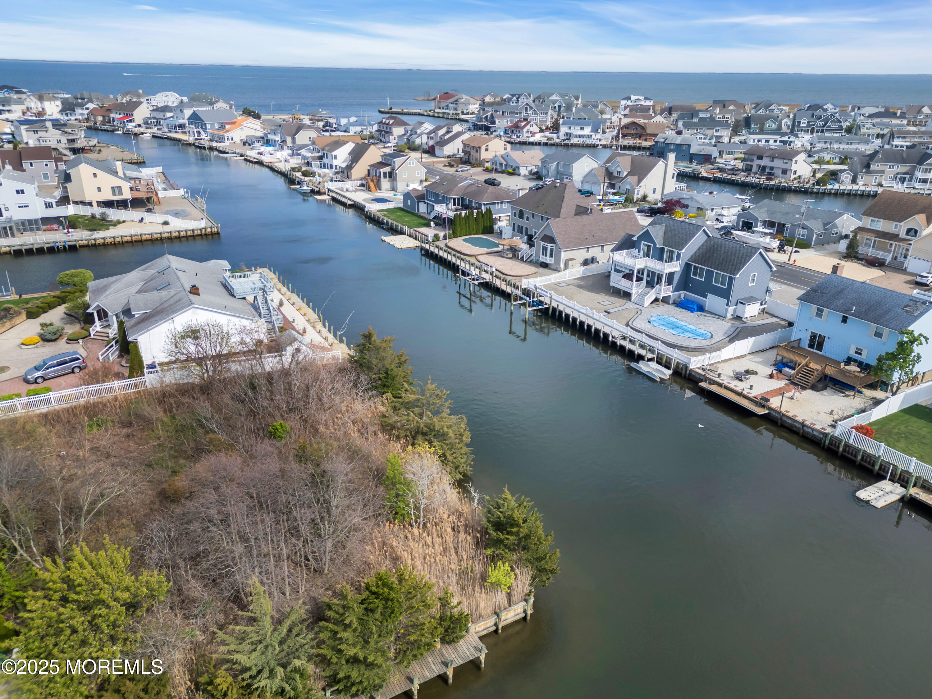 Capstan Drive, Forked River, New Jersey image 2