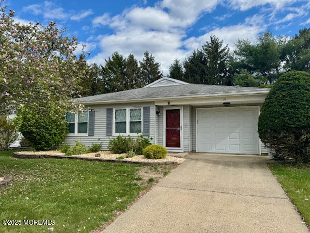 19 Lauren Lane, Brick, New Jersey image 2