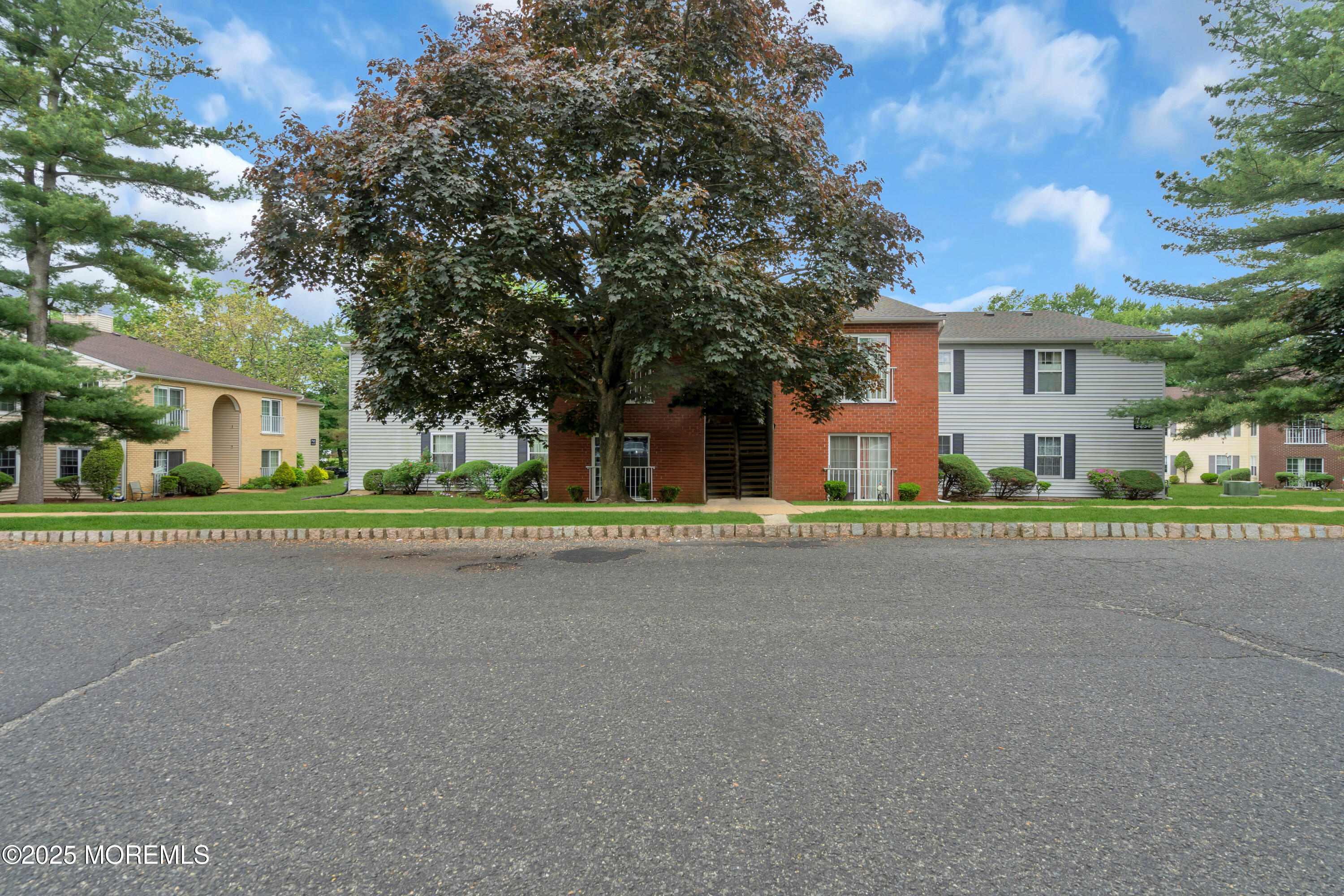 707 Zlotkin Circle #7, Freehold, New Jersey image 29
