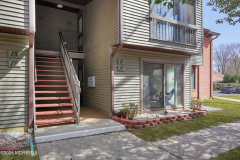 Condo For Sale - 11 Medford Court<br/> Red Bank, NJ 07701