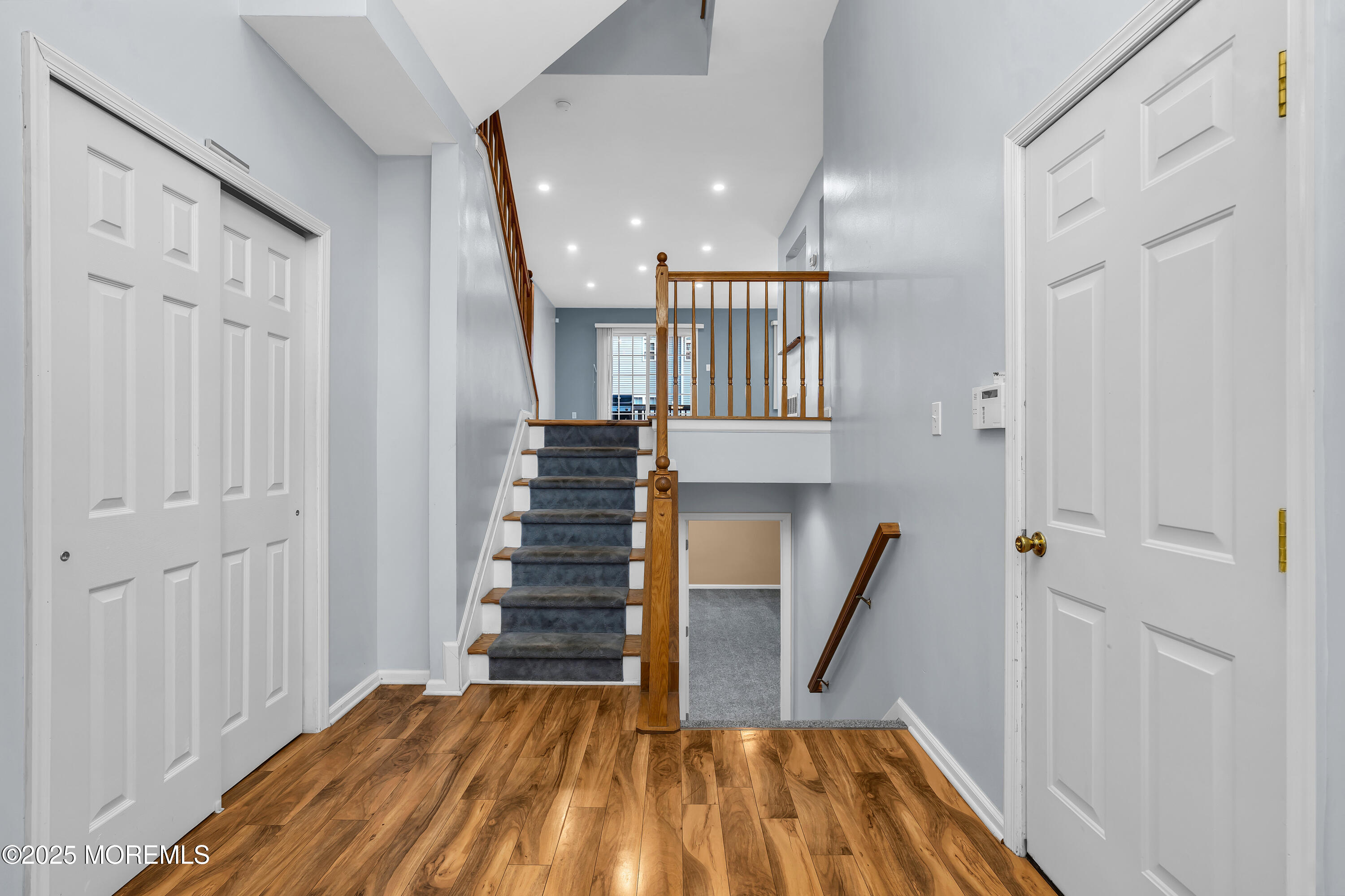 18 Bridgepointe Drive 207