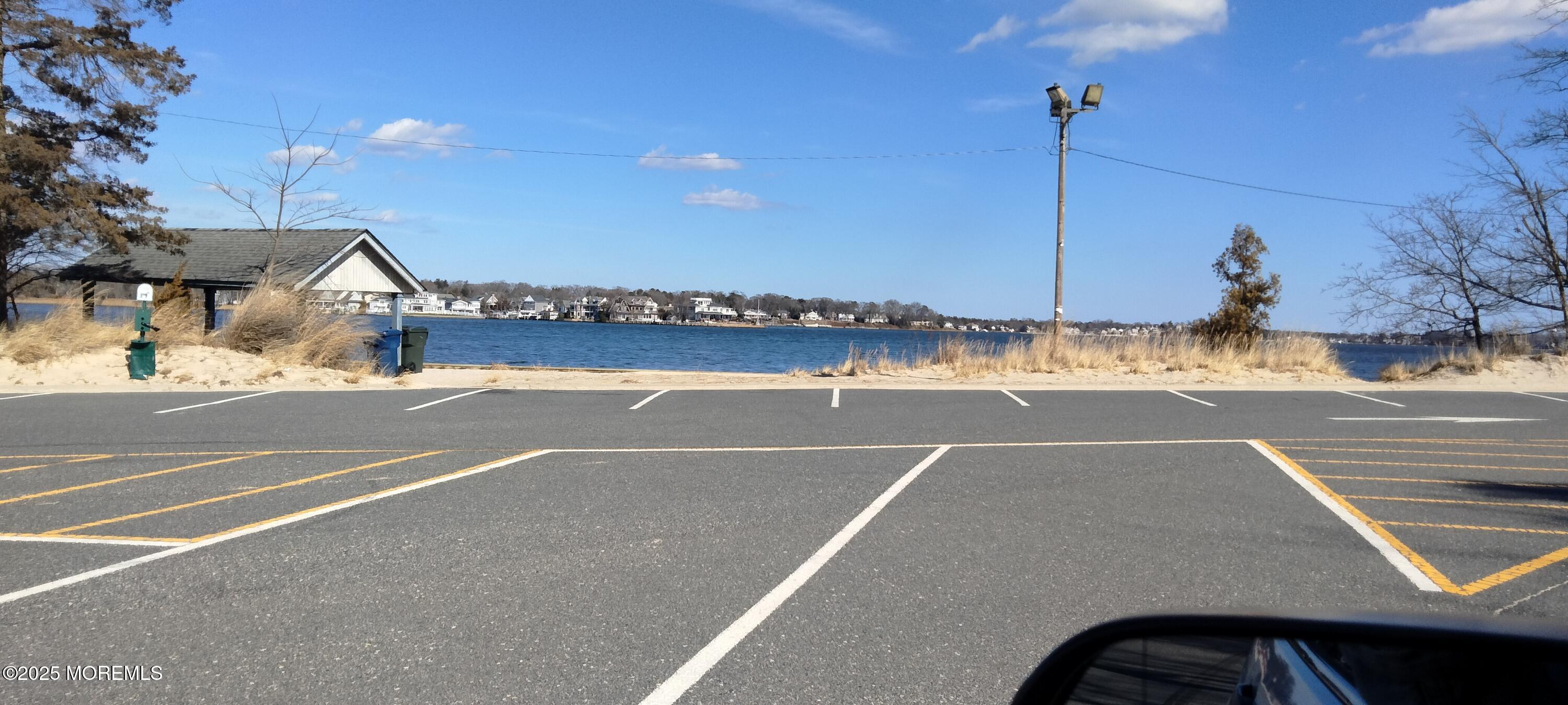 637 Barnegat Boulevard, Beachwood, New Jersey image 4