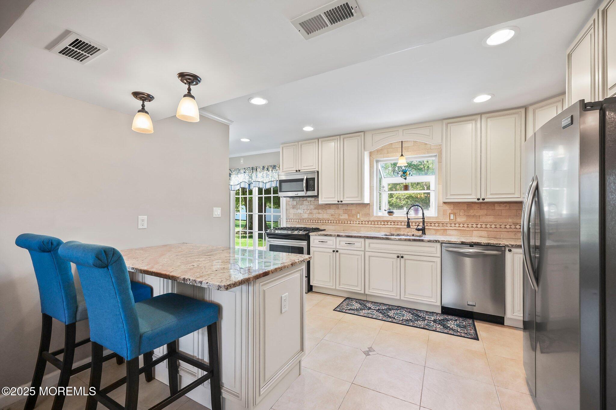 37 Longfellow Terrace, Morganville, New Jersey image 37