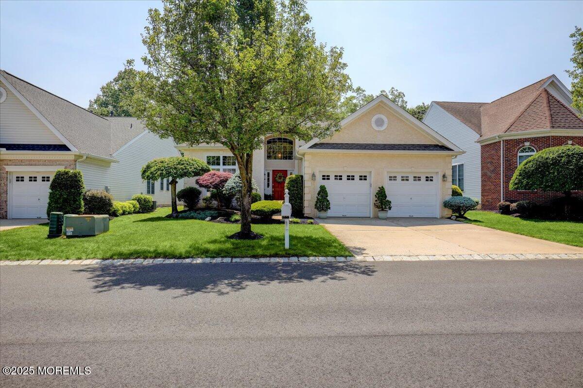 78 Oakmont Lane