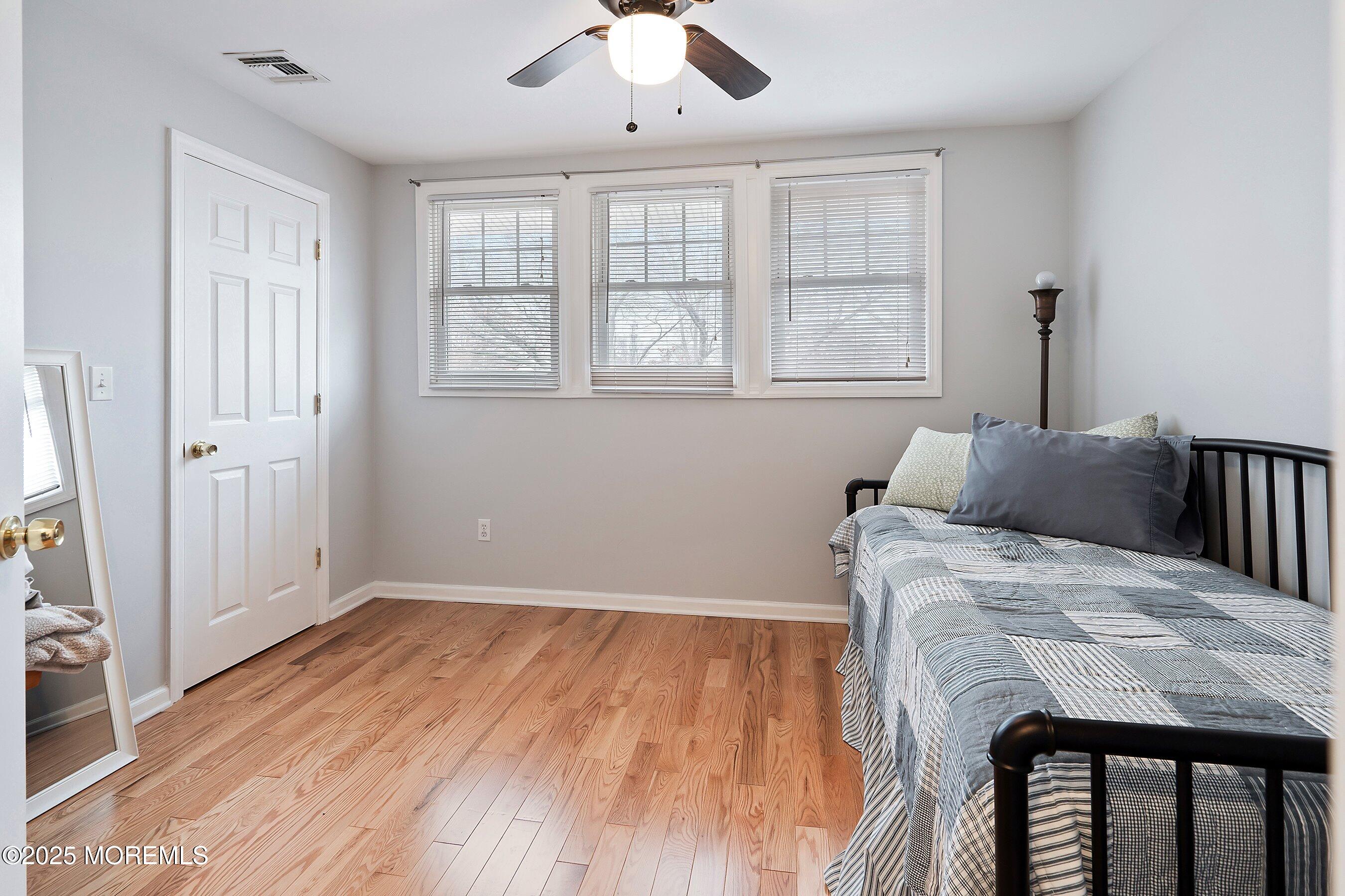 682 Art Street, Long Branch, New Jersey image 26