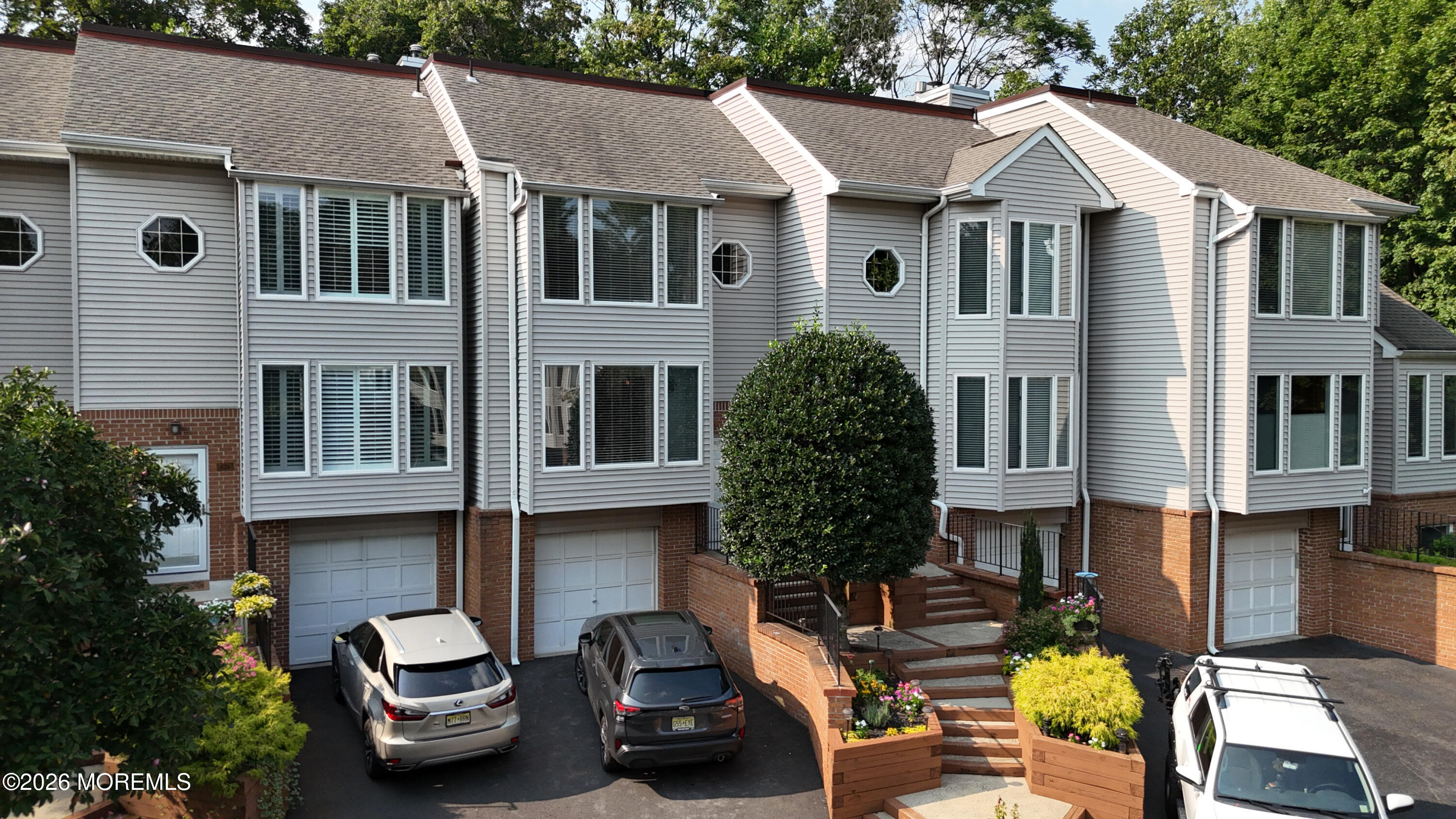 128 Ambassador Drive 1042