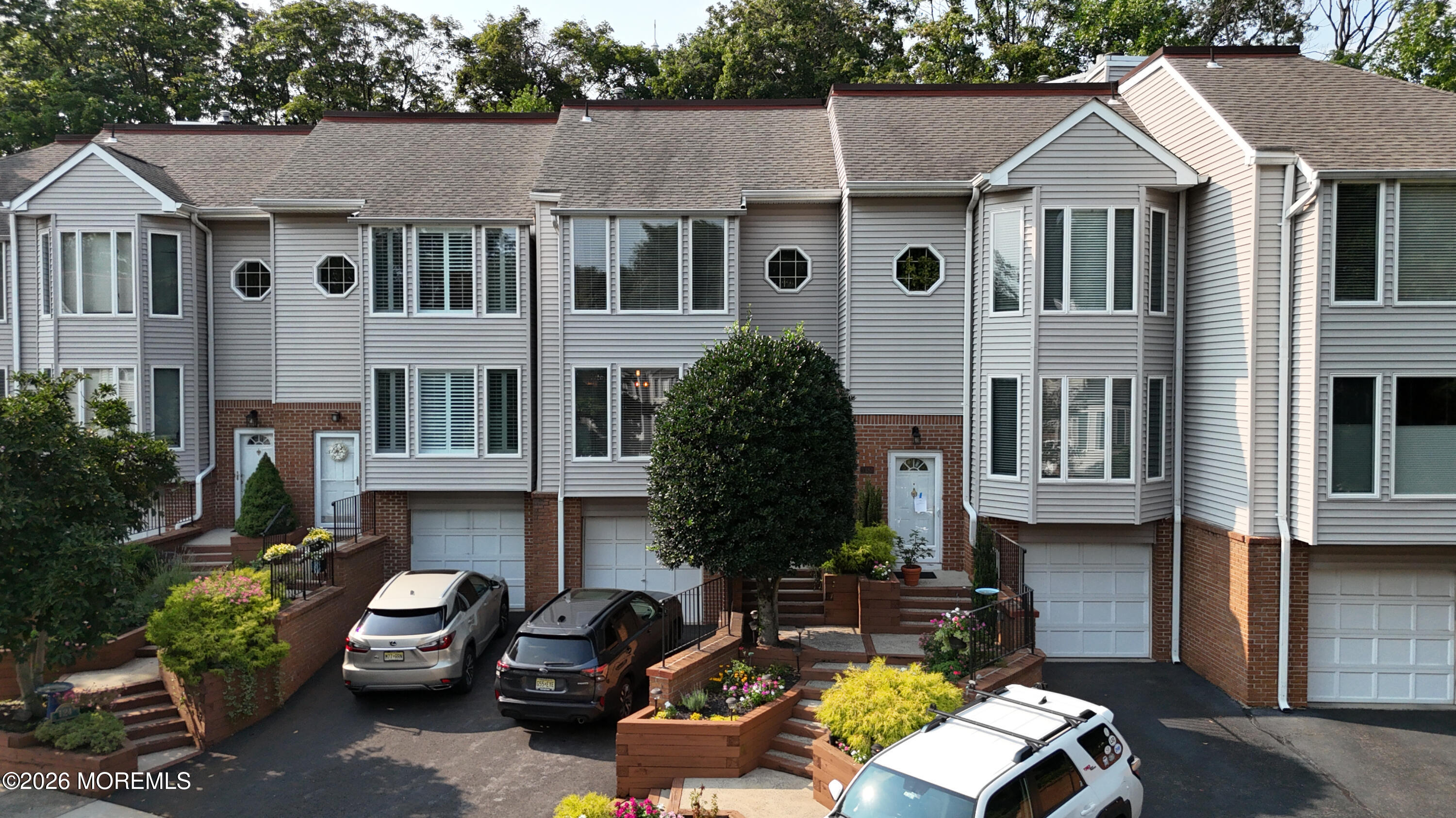 128 Ambassador Drive 1042