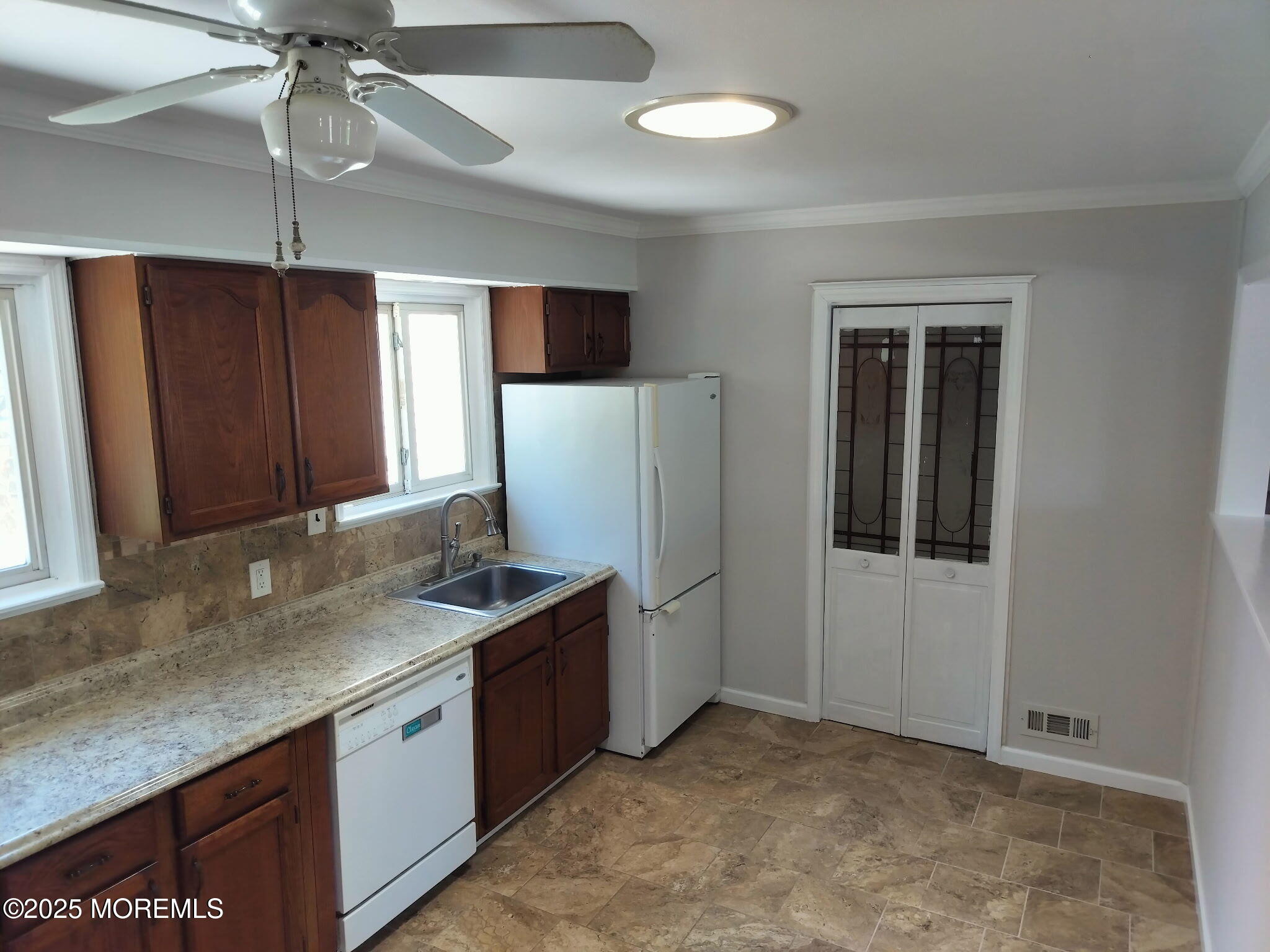 2 Westwood Drive, Howell, New Jersey image 11