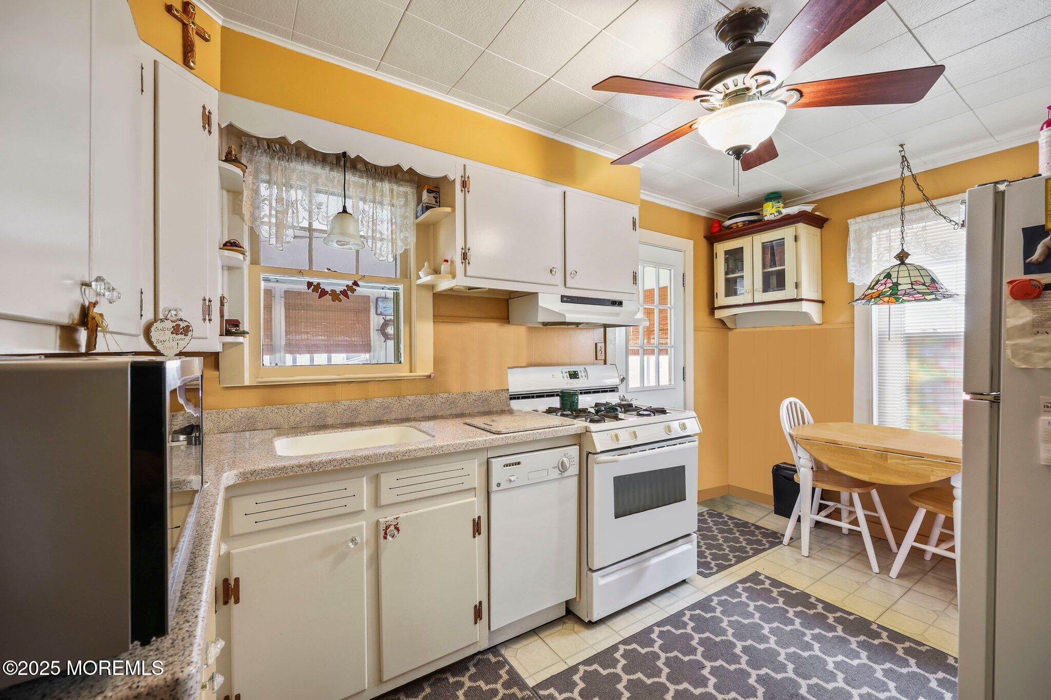 14 Seventh Avenue, Florence, New Jersey image 6