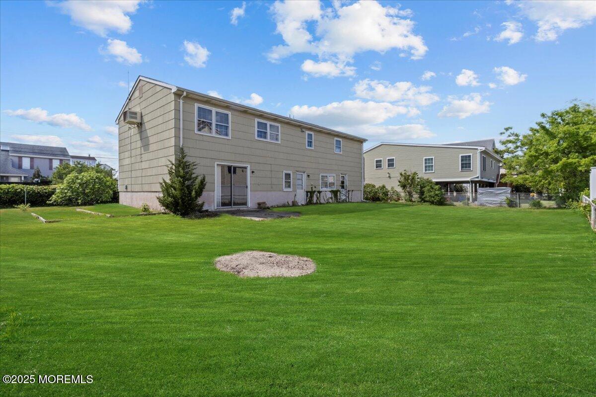 19 Lagoon Drive, Toms River, New Jersey image 14