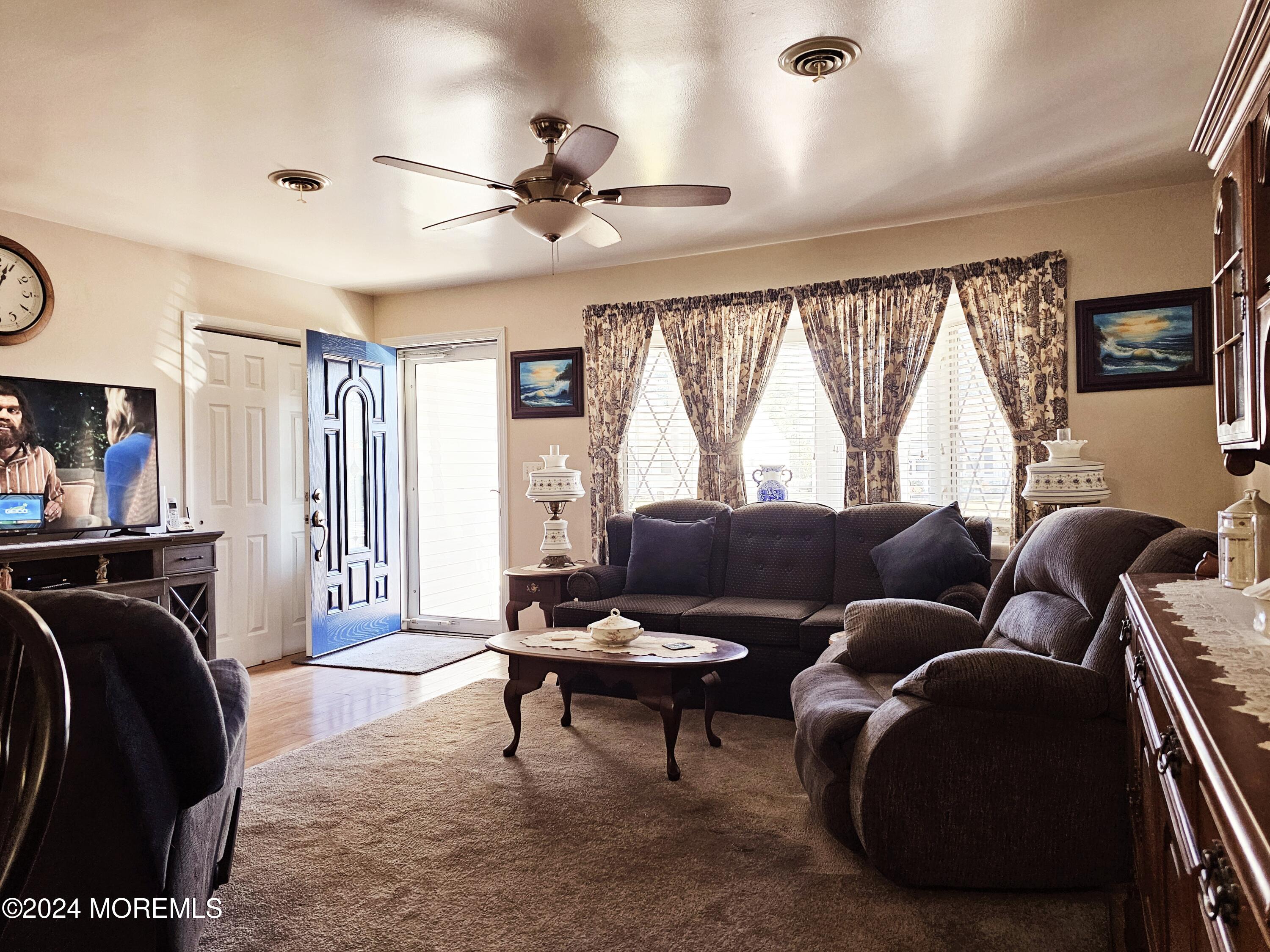 27 Oakfield Road, Toms River, New Jersey image 5