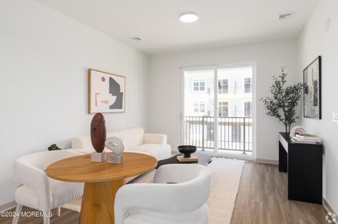 Apartment For Rent - 6461 N Us 9 #UNIT 433<br/> Howell, NJ 07731