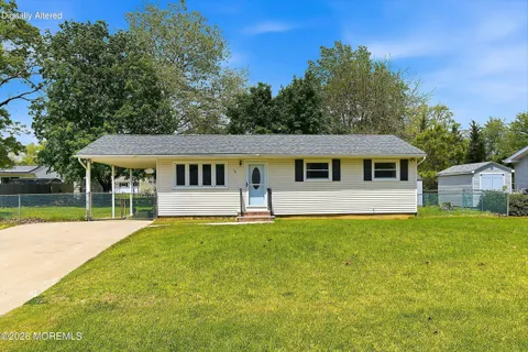 MLS: 22614426