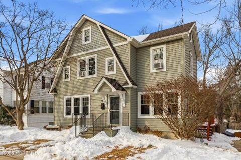 Homes For Sale - 9 Norwood Court<br/> West Long Branch, NJ 07764