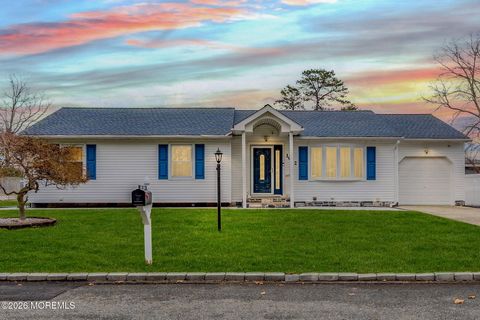 1012 Bismarck Street Manchester NJ 08759