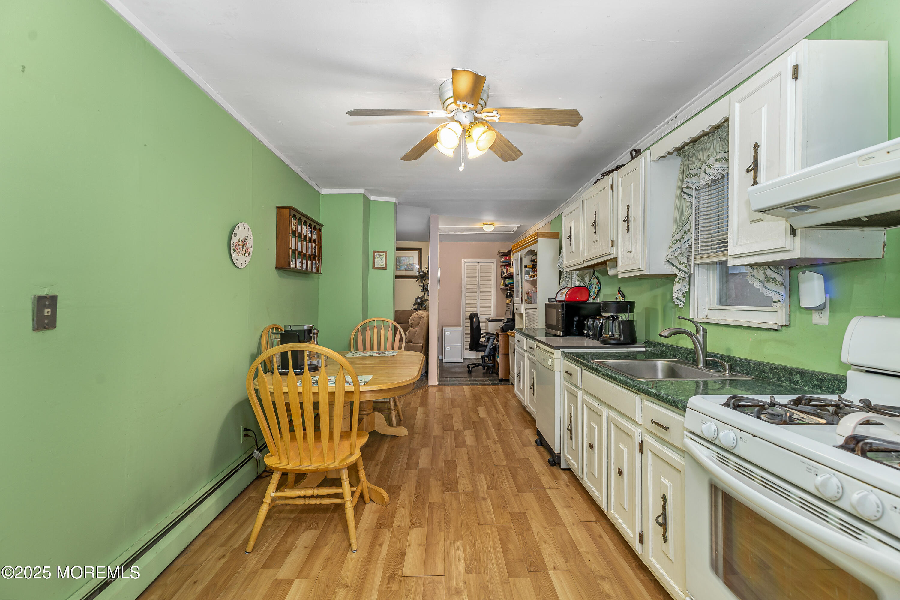 39 Hill Street, Keansburg, New Jersey image 7