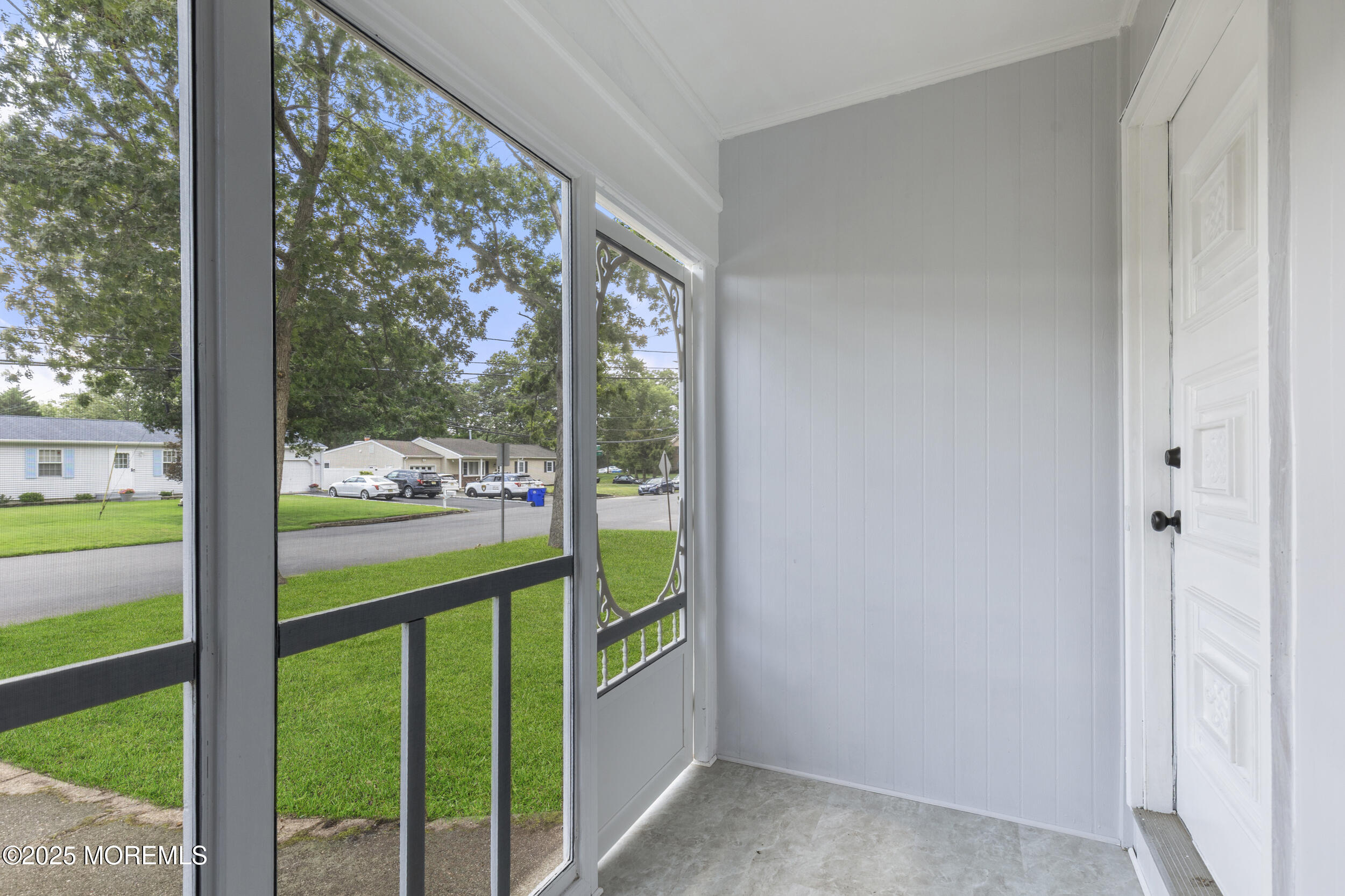 36 Holly Court E