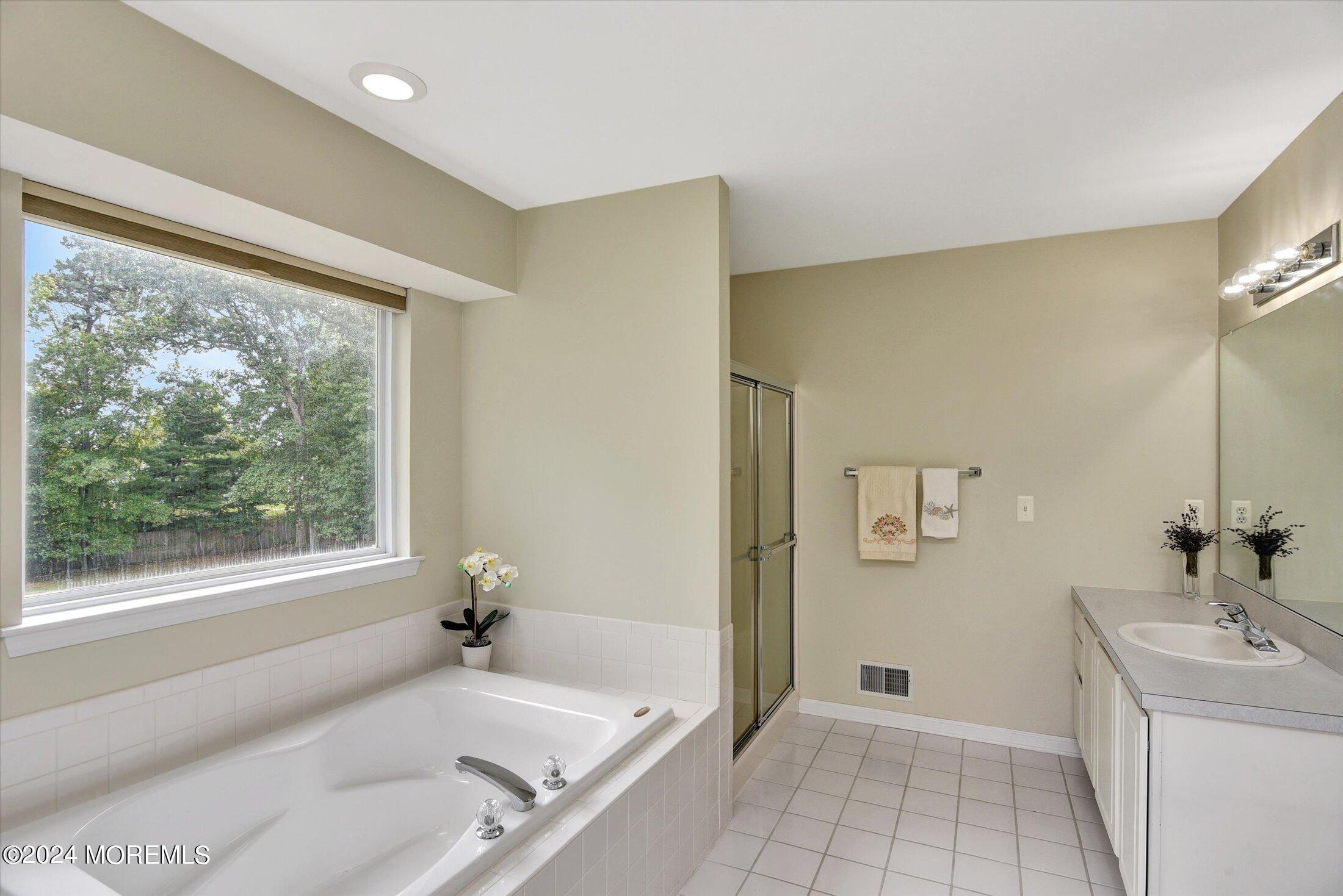 3 Meadowlark Court, Jackson, New Jersey image 25
