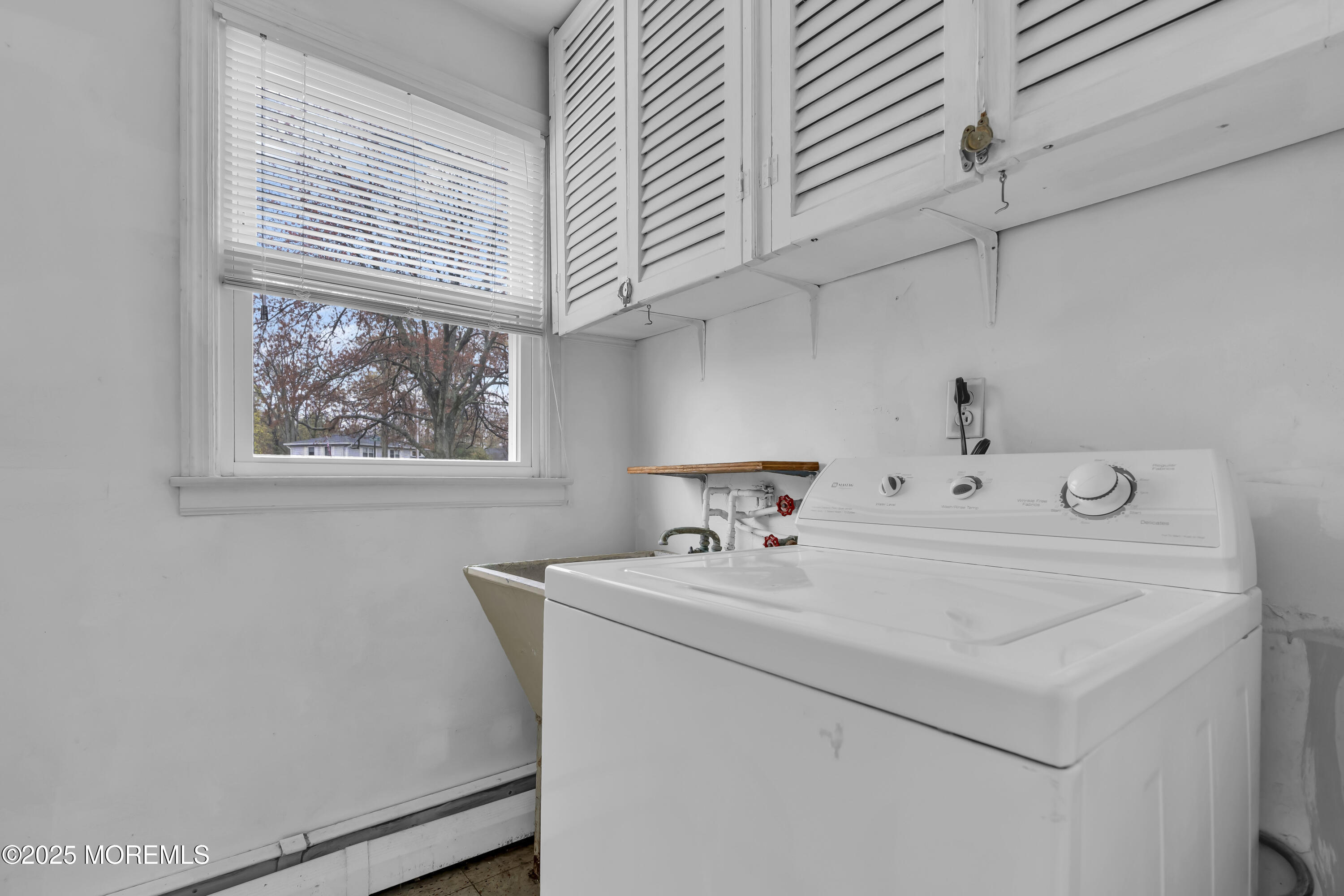 6 Claridge Drive, Middletown, New Jersey image 13