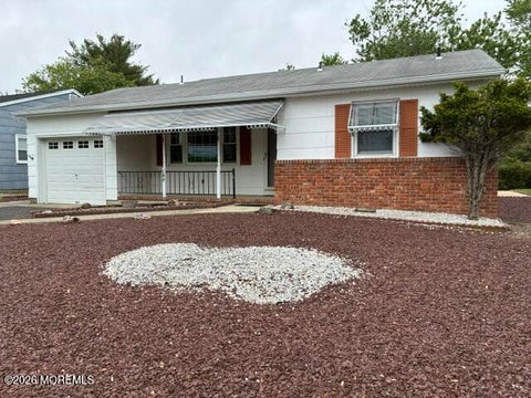 Homes For Sale - 148 Westbrook Drive<br/> Toms River, NJ 08757