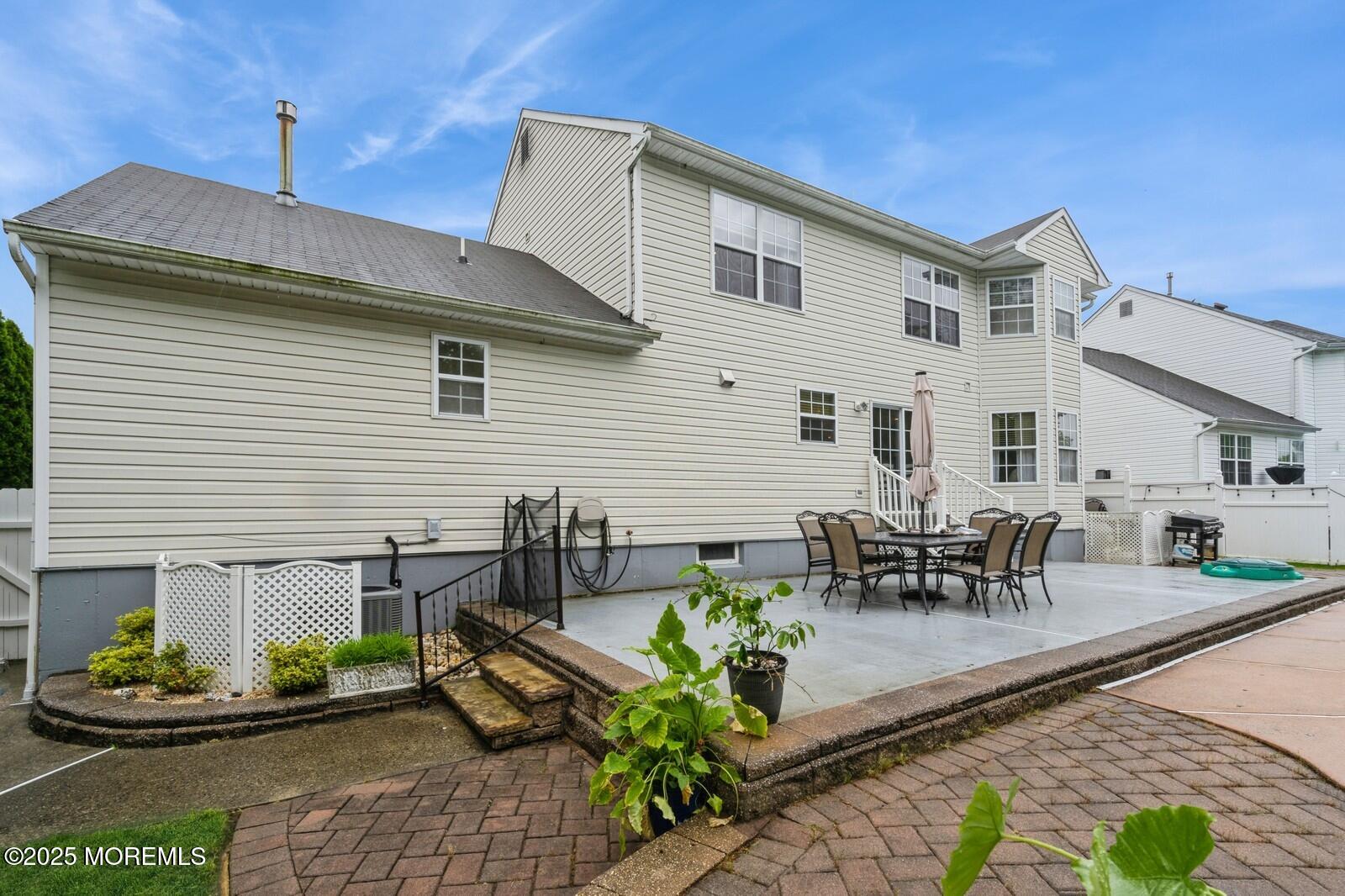 81 W Shenendoah Road, Howell, New Jersey image 11
