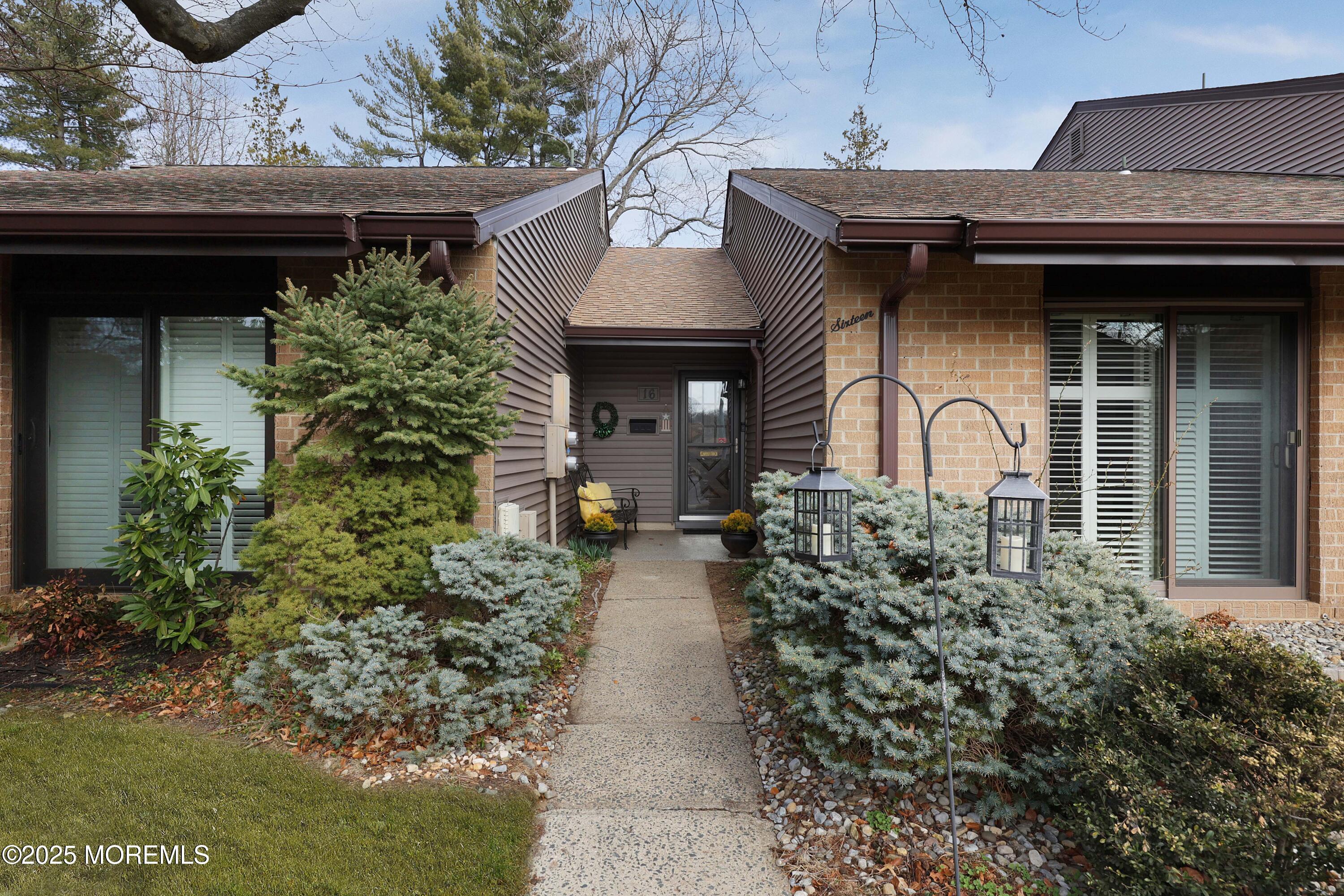 16 Claremont Court, Red Bank, New Jersey image 1
