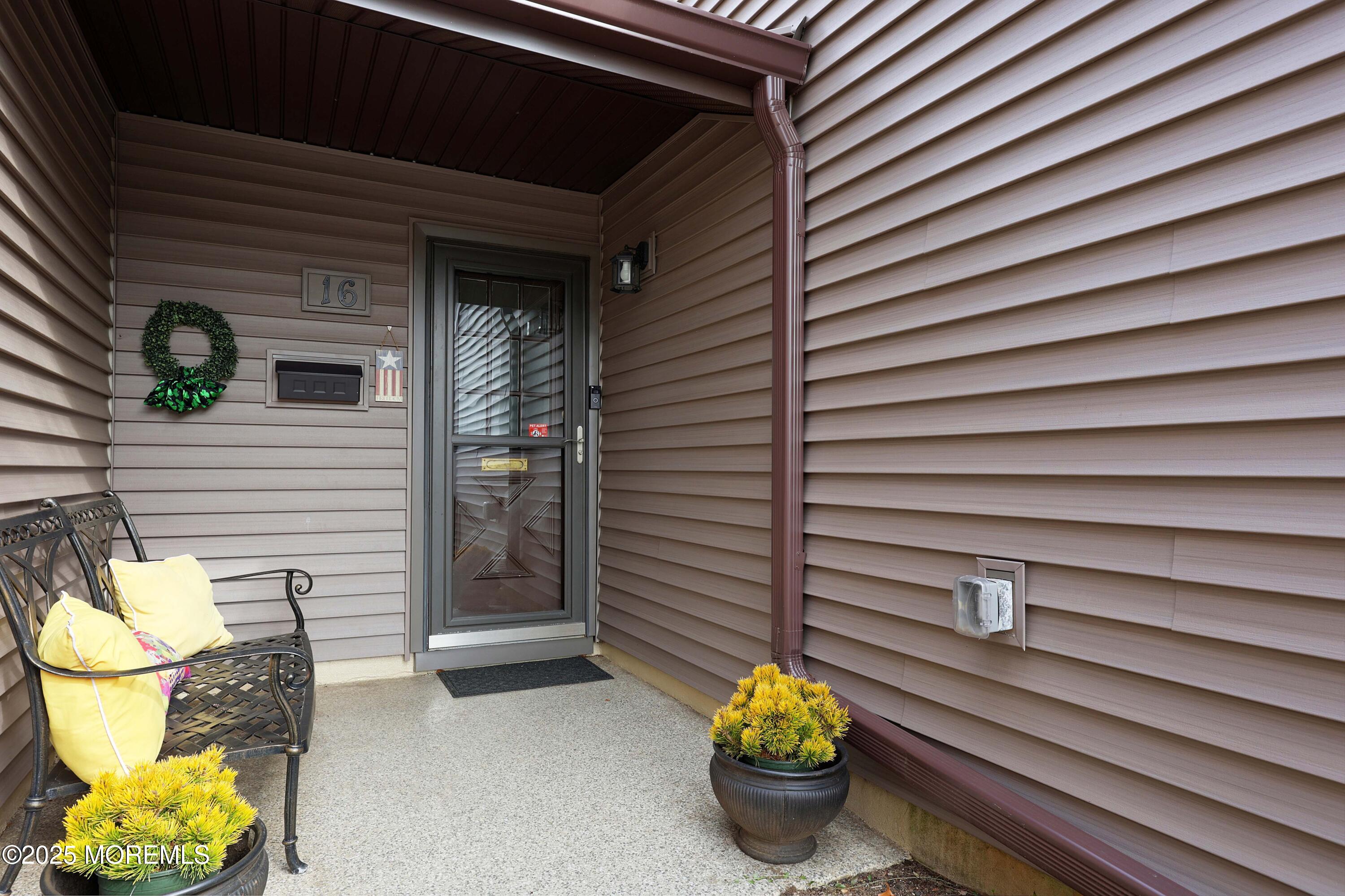16 Claremont Court, Red Bank, New Jersey image 2