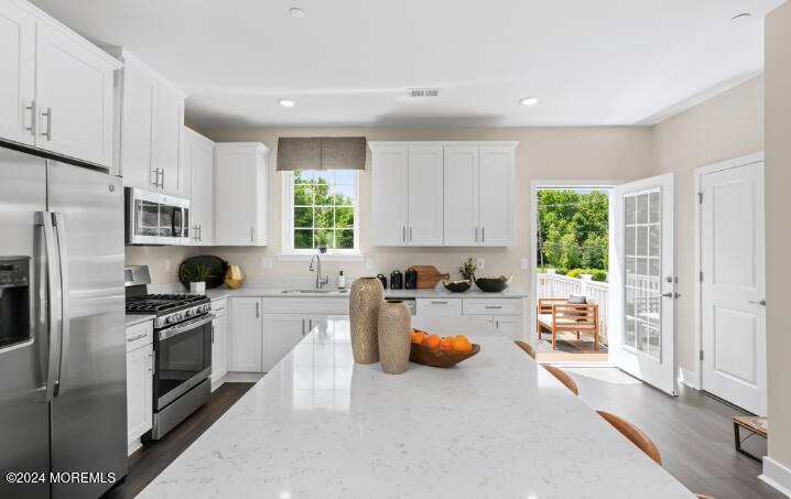 14 Bella Court, Manalapan, New Jersey image 2
