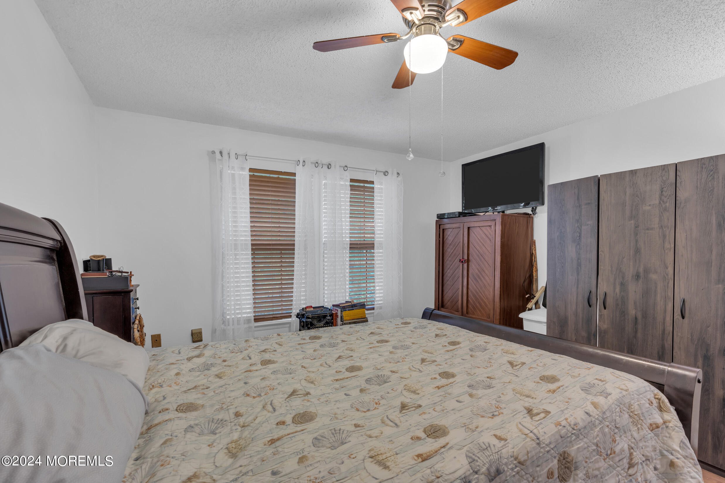 1605 Violet Lane, Jackson, New Jersey image 17