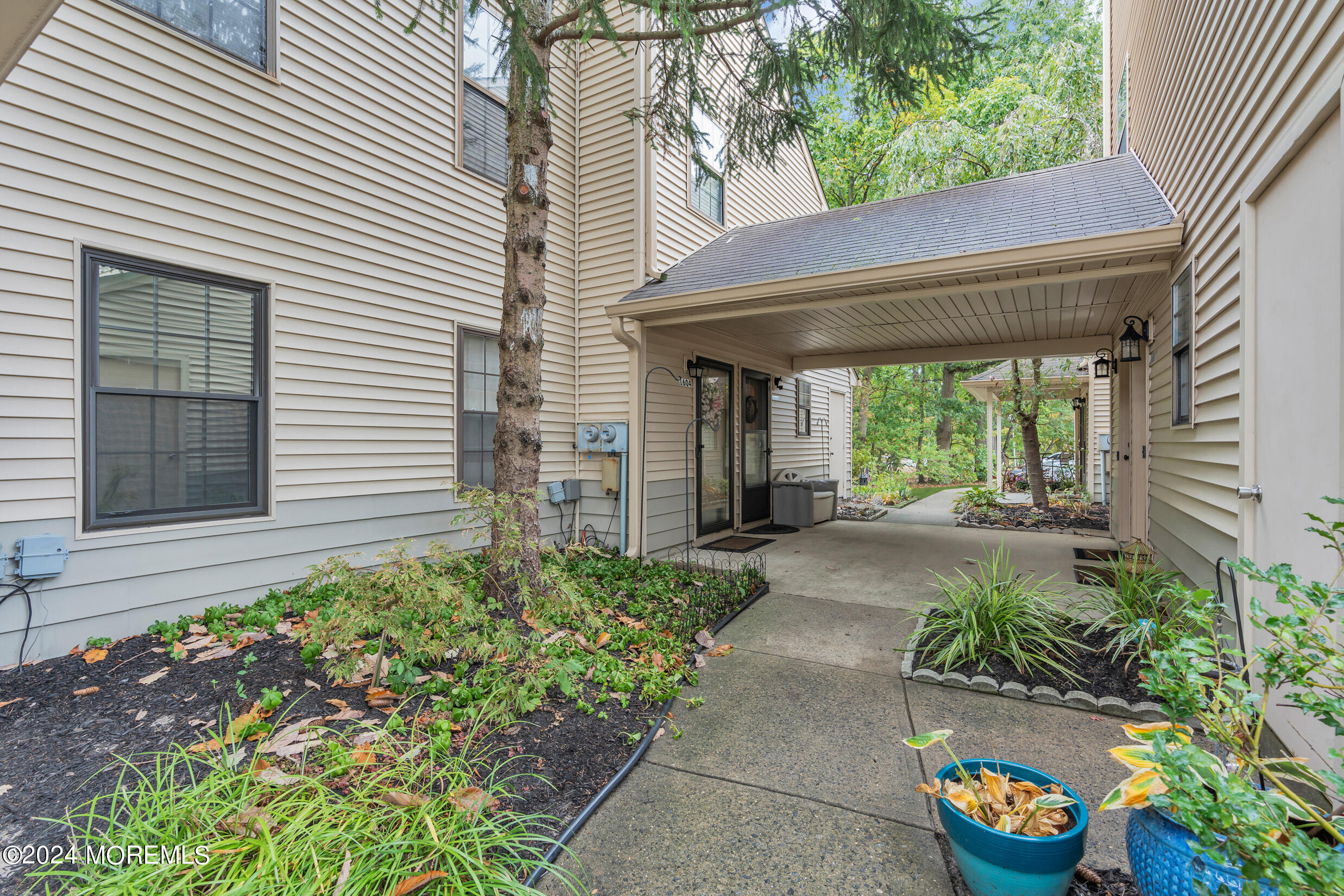 1605 Violet Lane, Jackson, New Jersey image 5